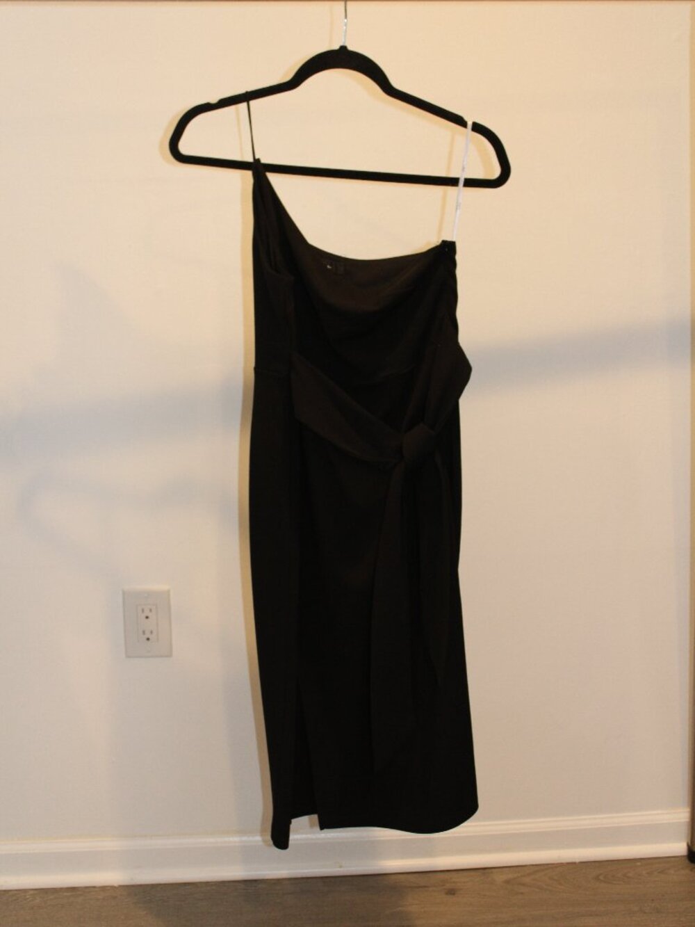 Lulu's Bodycon Midi Dress - worn once!
